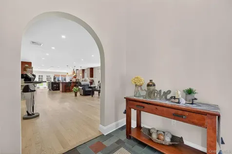 517 Elizabeth Road Yorktown Heights NY 10598