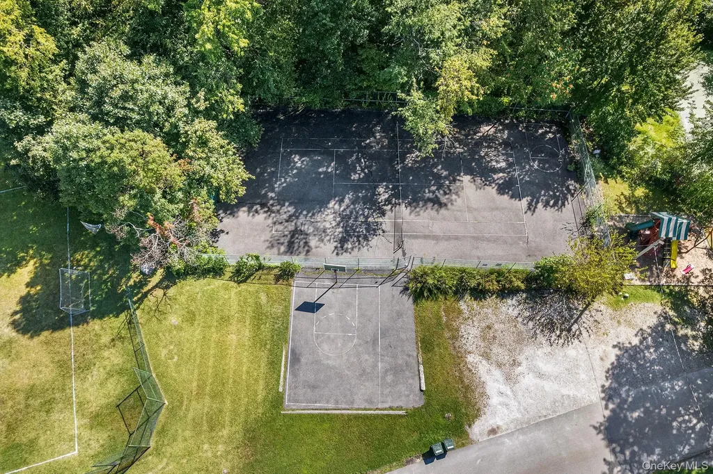 35 Lake Trail Carmel NY 10512
