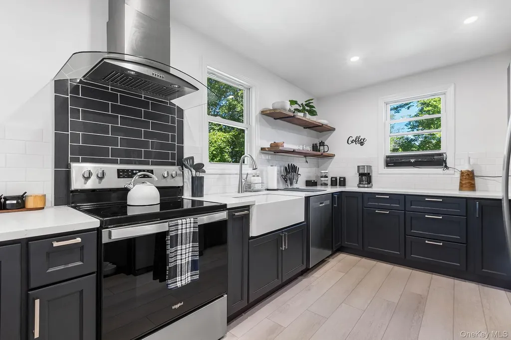 35 Lake Trail Carmel NY 10512