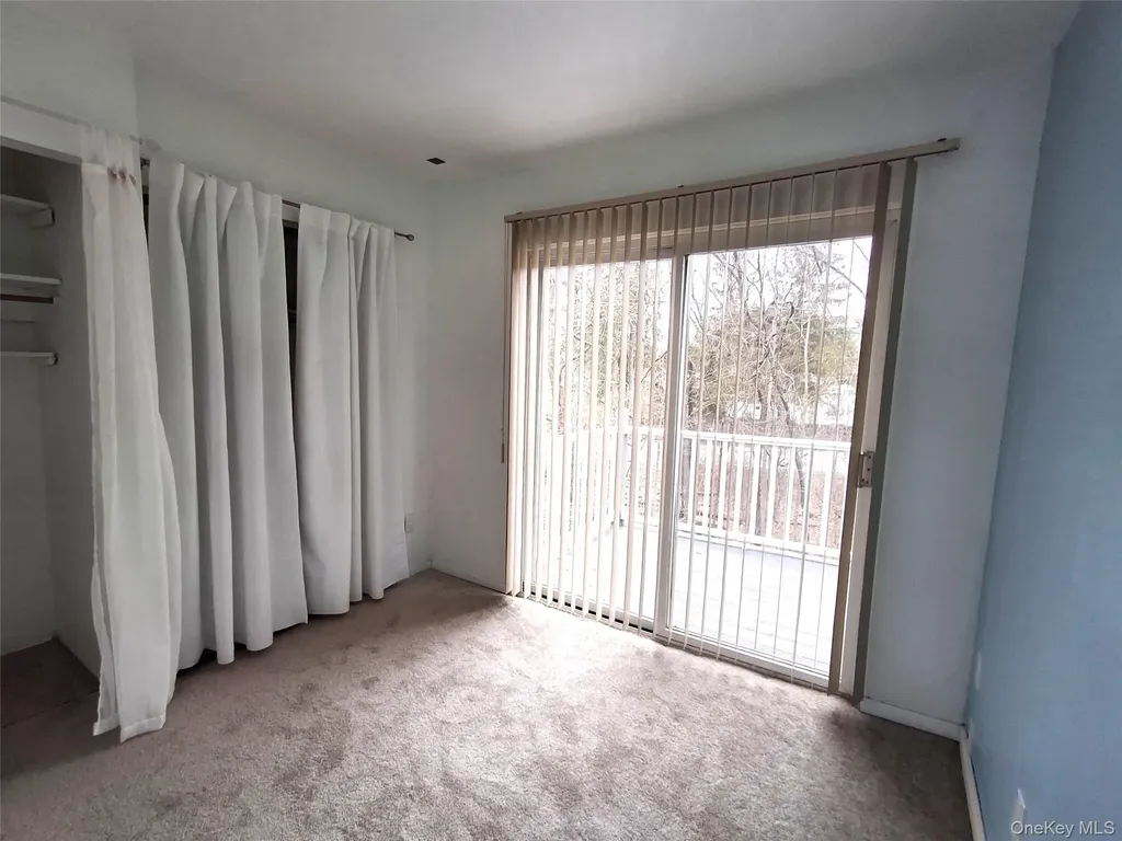 18 White Gate Drive Wappingers Falls NY 12590