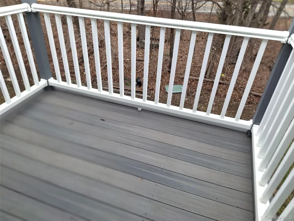18 White Gate Drive Wappingers Falls NY 12590
