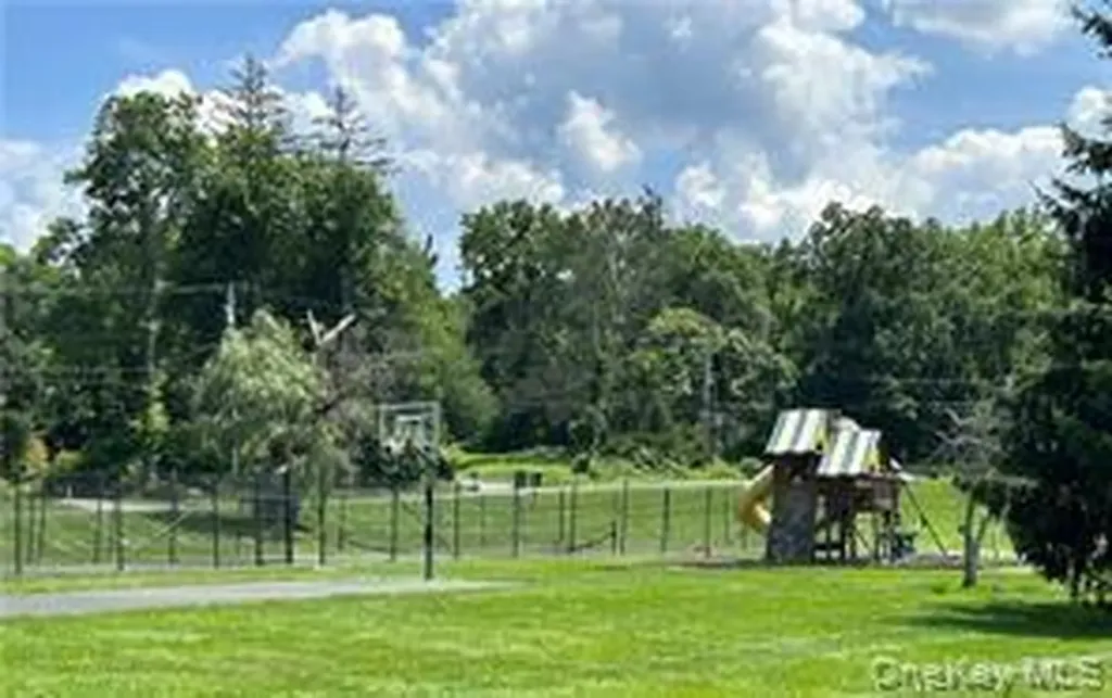 18 White Gate Drive Wappingers Falls NY 12590