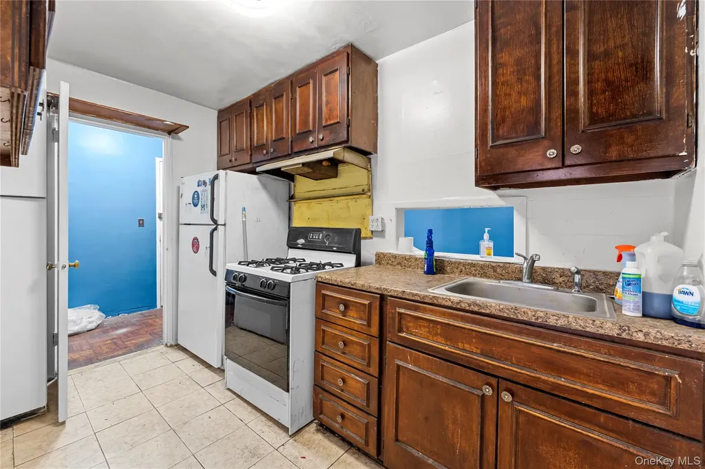 1010 Sherman Avenue Bronx NY 10456