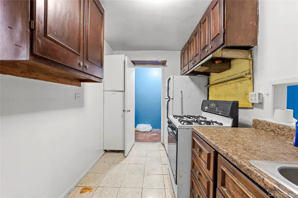 1010 Sherman Avenue Bronx NY 10456