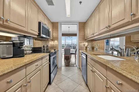 100 Hilton Avenue Garden City NY 11530