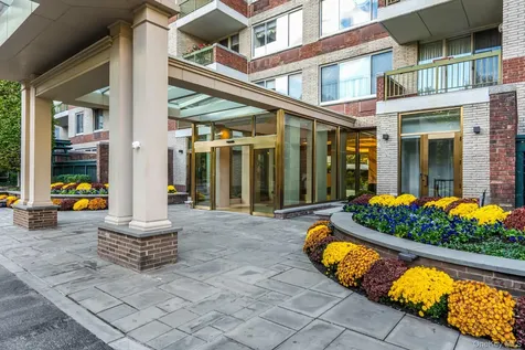 100 Hilton Avenue Garden City NY 11530
