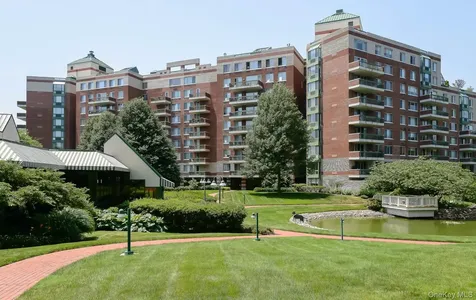 100 Hilton Avenue Garden City NY 11530