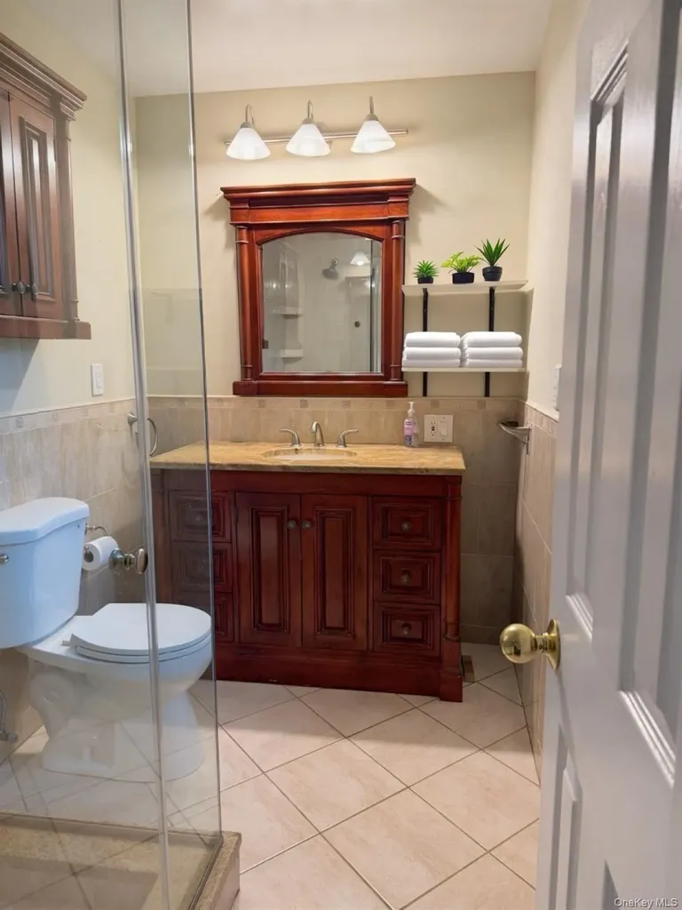 16 S Monsey Road Monsey NY 10952