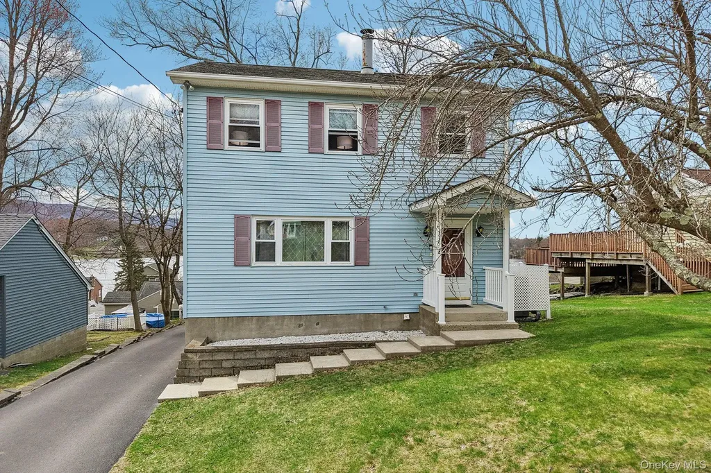 335 Oak Drive New Windsor NY 12553