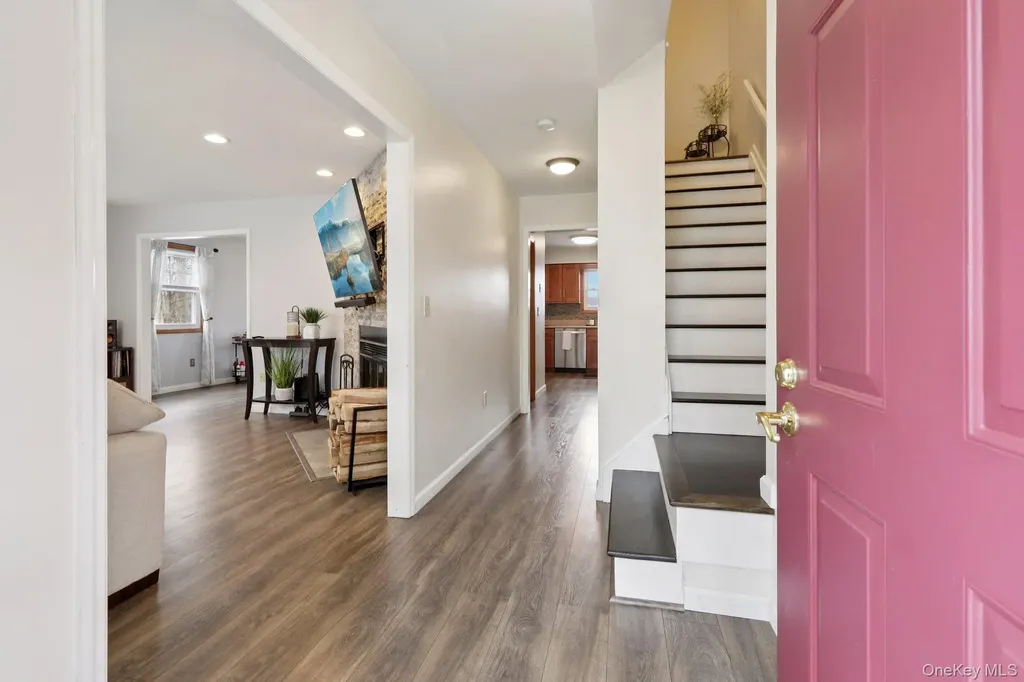 335 Oak Drive New Windsor NY 12553