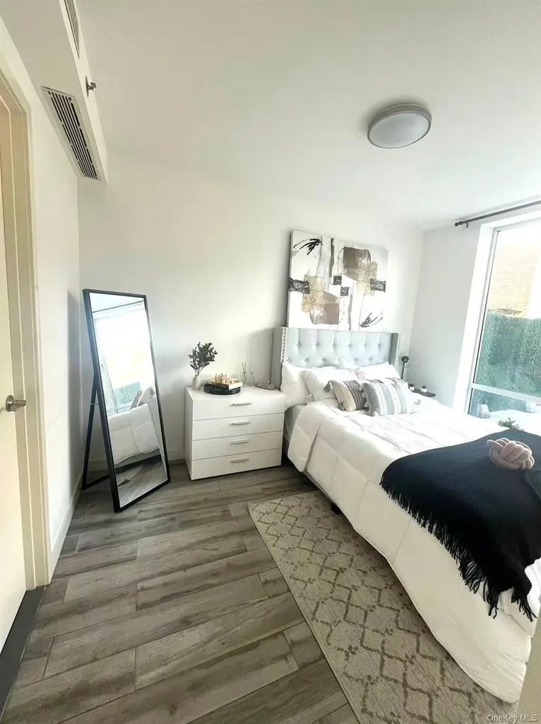 869 57th Street Brooklyn NY 11220