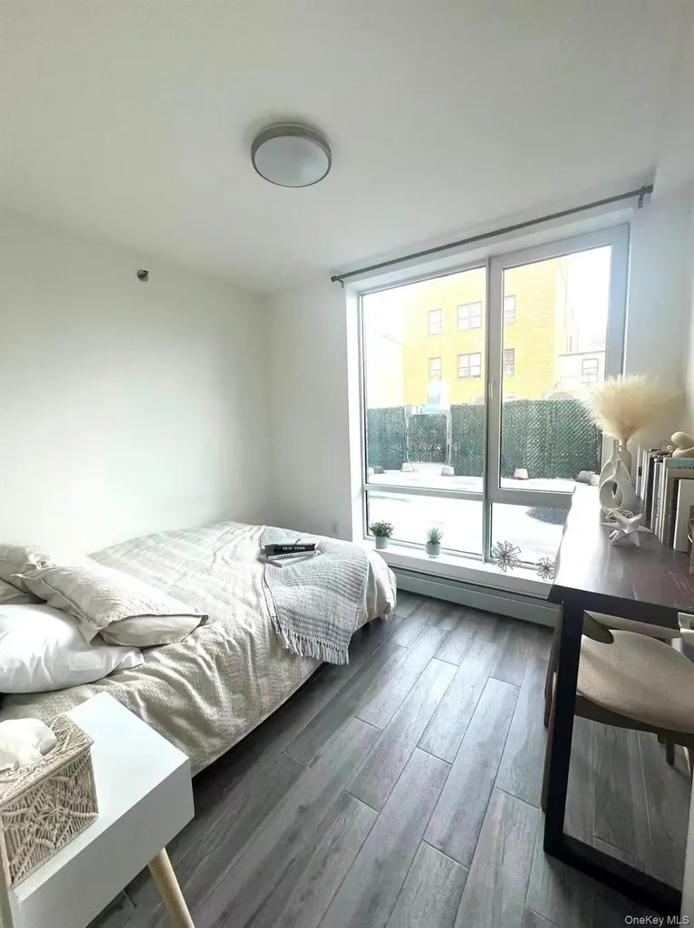 869 57th Street Brooklyn NY 11220