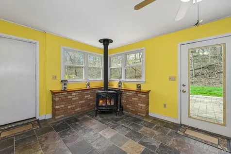 77 Hill Street Mahopac NY 10541