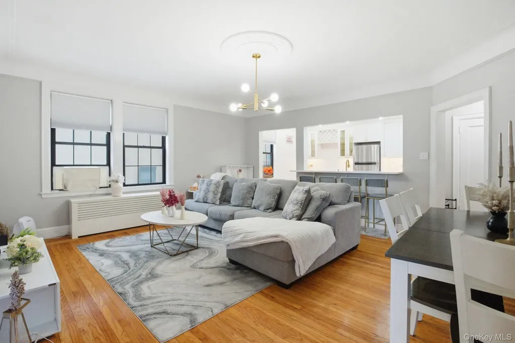 26 W Pondfield Road Bronxville NY 10708