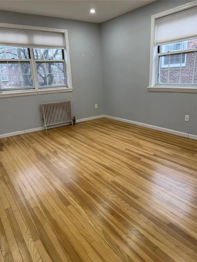 141-04 77 Avenue Flushing NY 11367