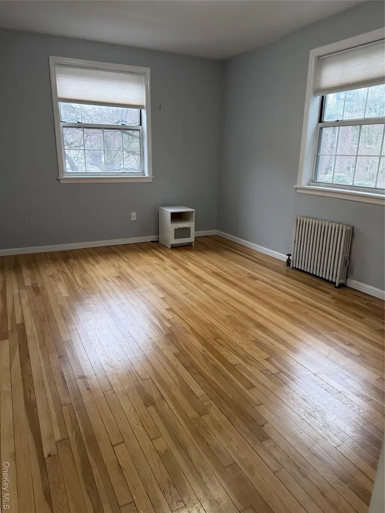 141-04 77 Avenue Flushing NY 11367