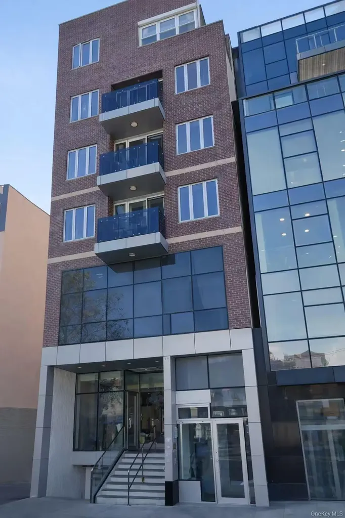 818 60th Street Brooklyn NY 11220