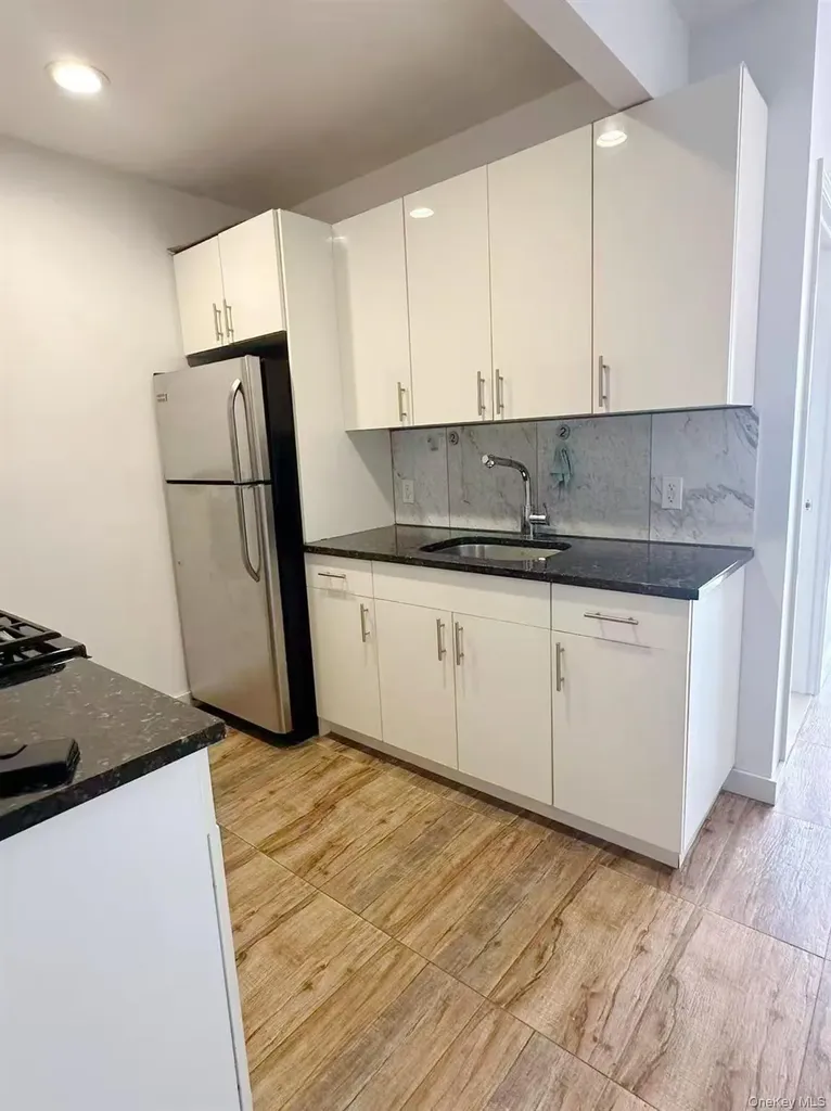 818 60th Street Brooklyn NY 11220