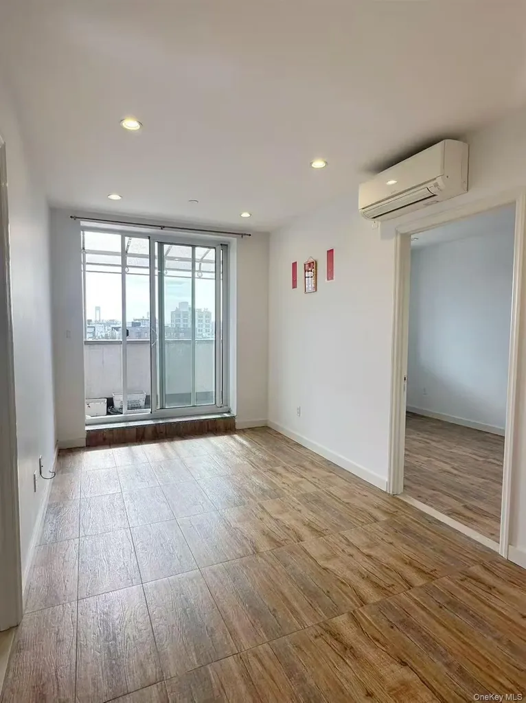 818 60th Street Brooklyn NY 11220