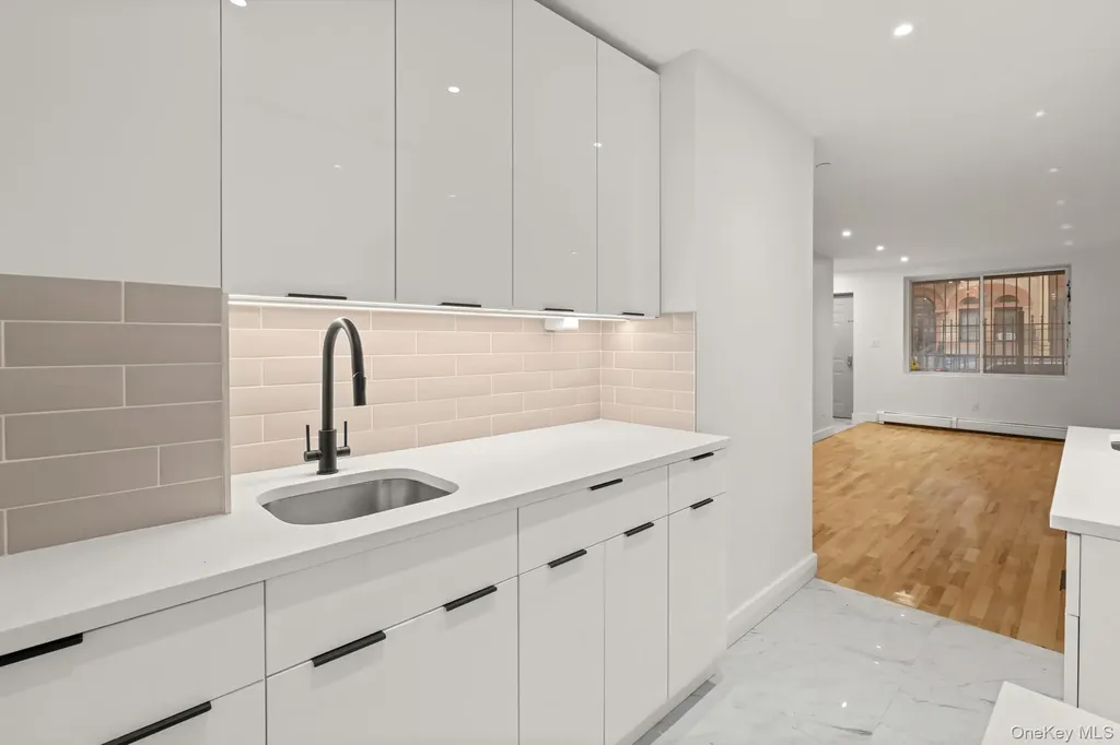 385 Vernon Avenue Brooklyn NY 11206