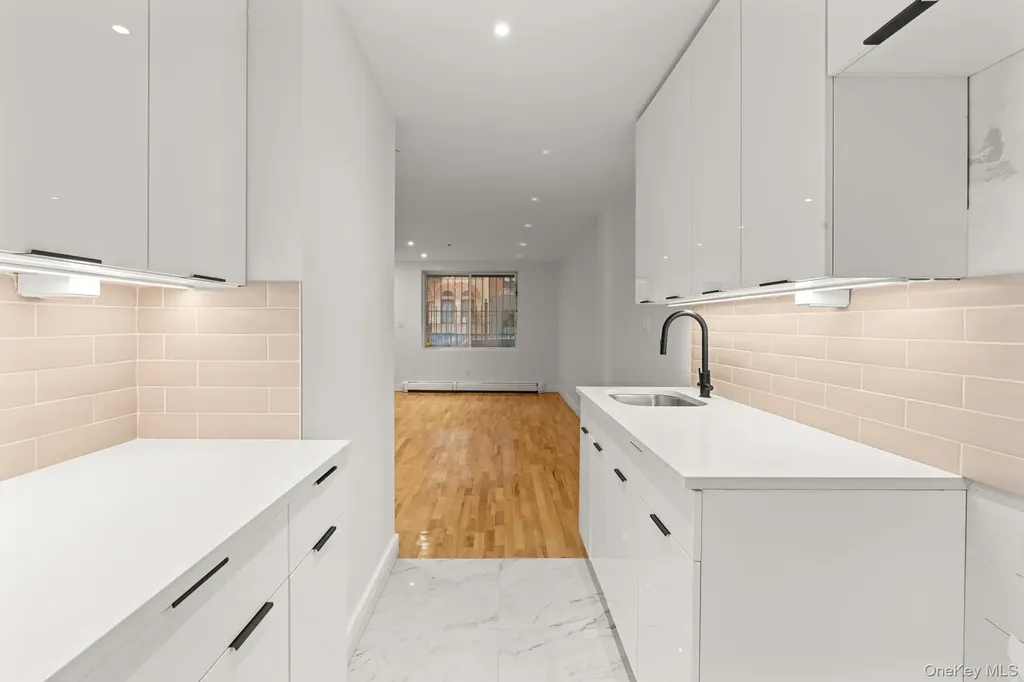 385 Vernon Avenue Brooklyn NY 11206