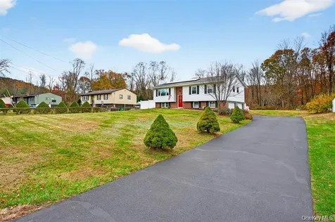 91 Velie Road Lagrangeville NY 12540