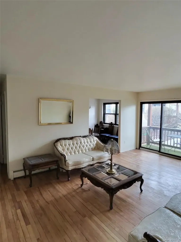 285 Sneden Place Spring Valley NY 10977