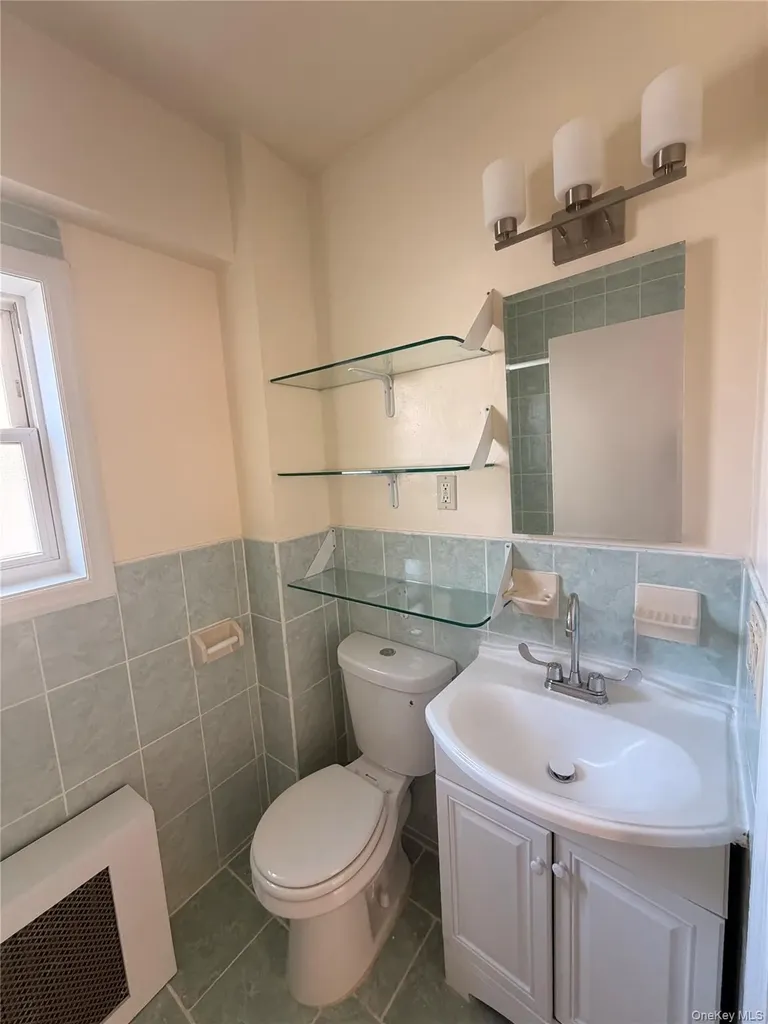 310 S 7th Avenue Mount Vernon NY 10550