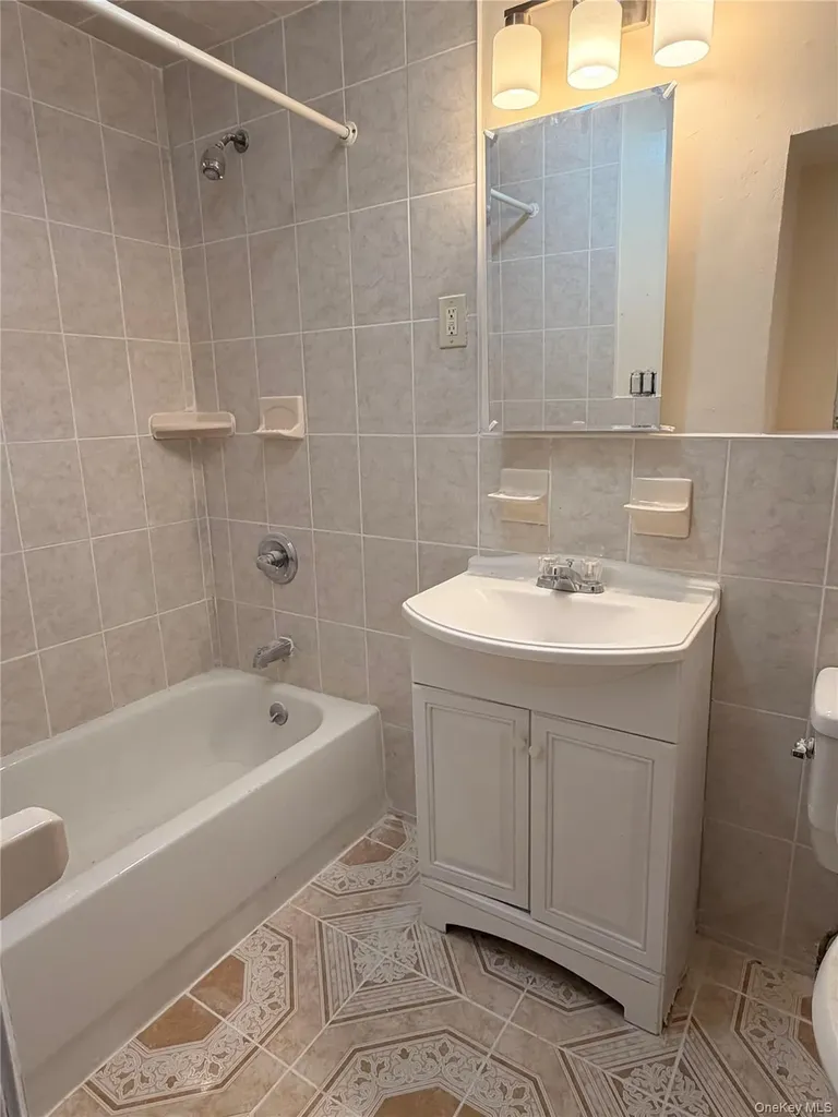 310 S 7th Avenue Mount Vernon NY 10550