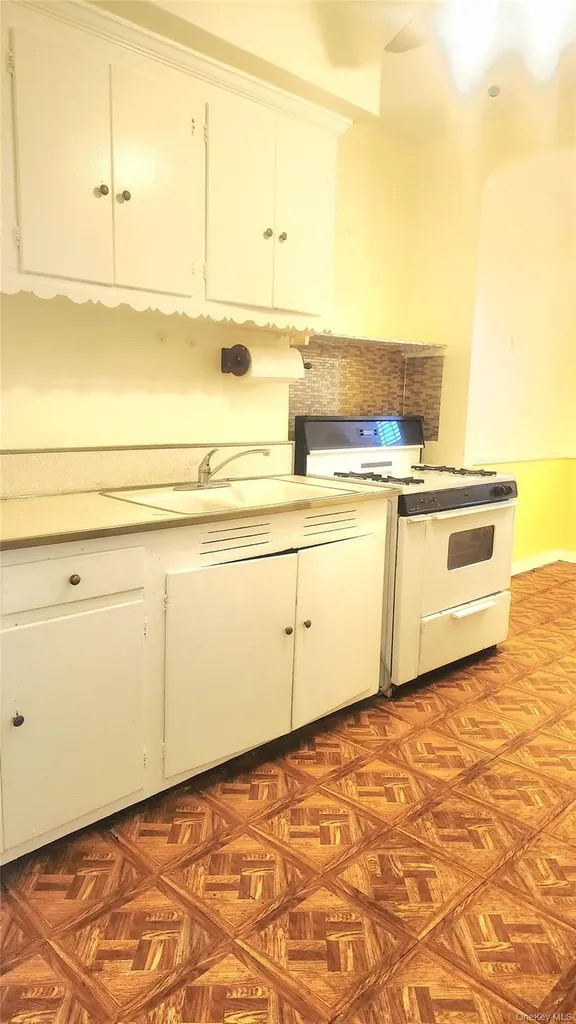 664 Remsen Avenue Brooklyn NY 11236