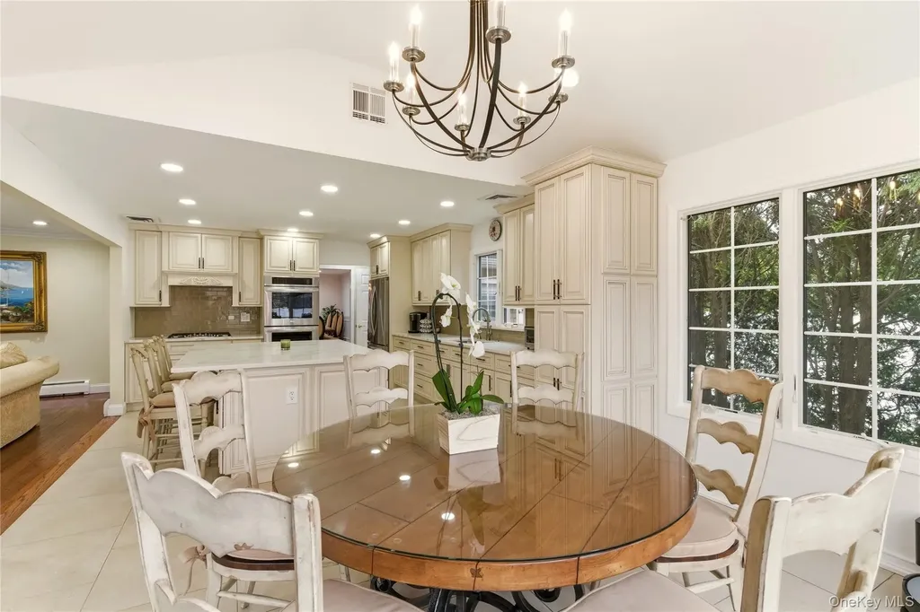 23 Astro Place Dix Hills NY 11746