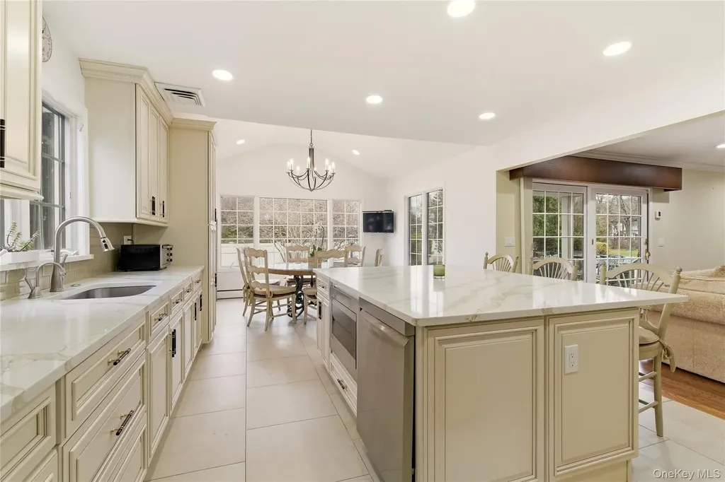 23 Astro Place Dix Hills NY 11746