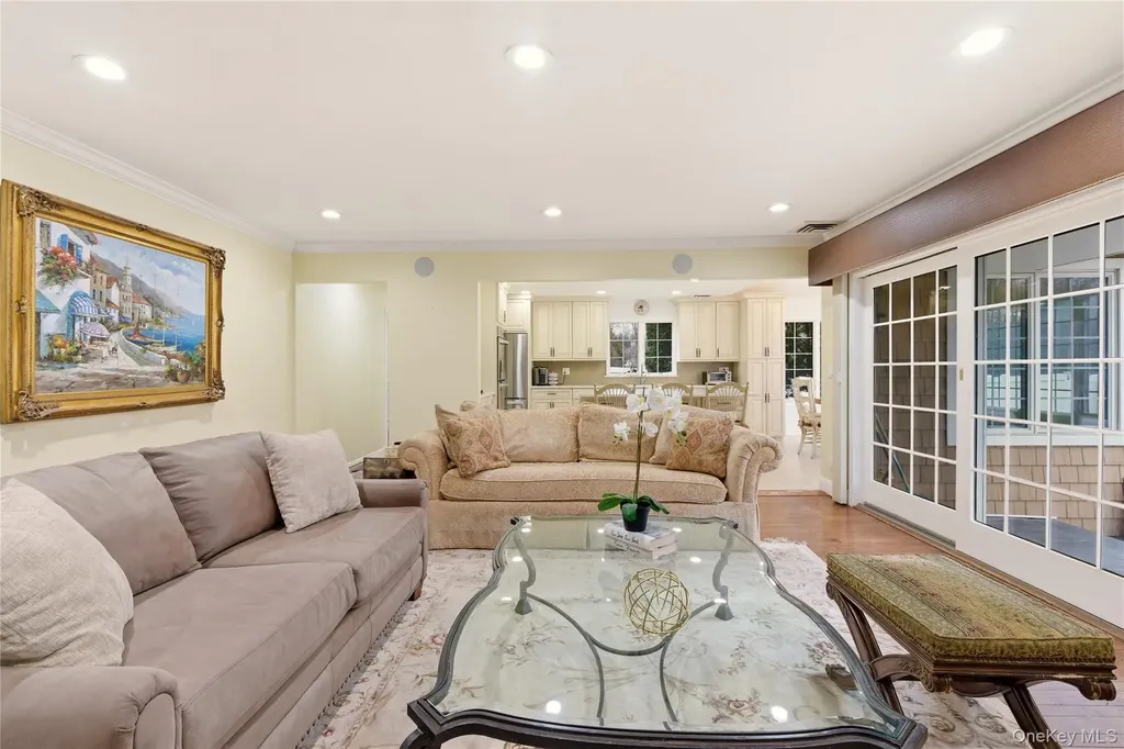 23 Astro Place Dix Hills NY 11746