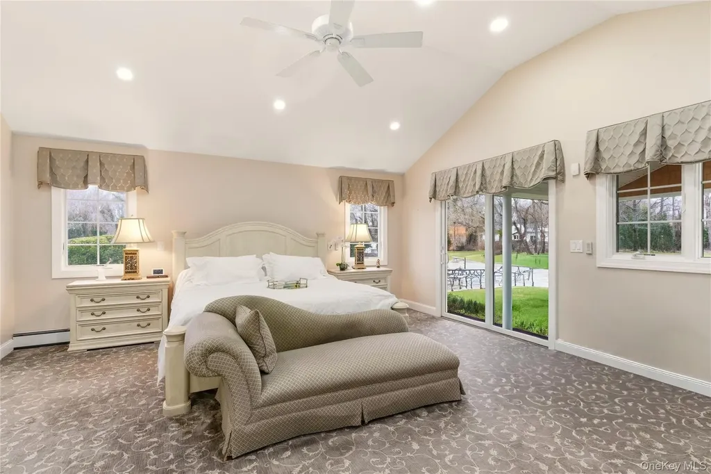 23 Astro Place Dix Hills NY 11746