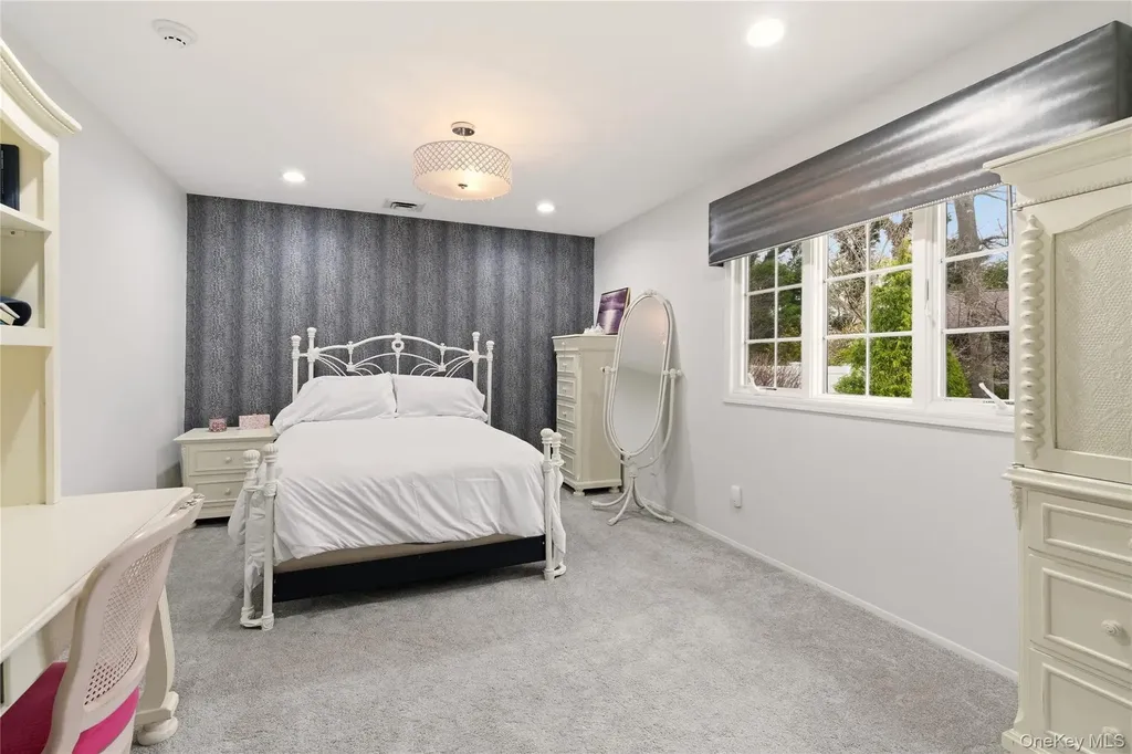 23 Astro Place Dix Hills NY 11746