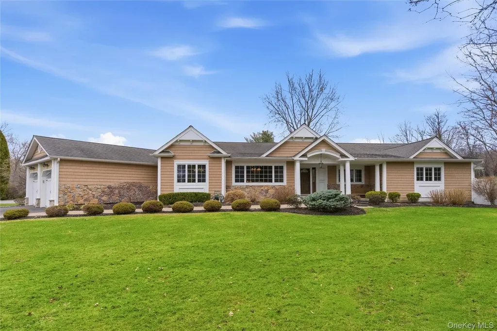 23 Astro Place Dix Hills NY 11746