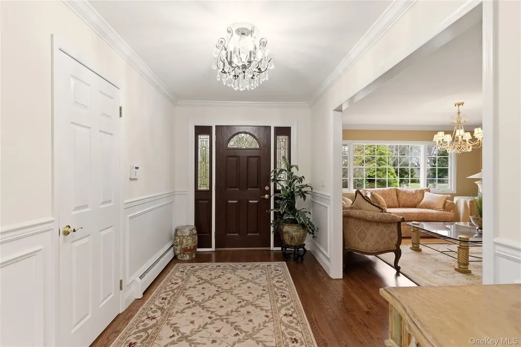 23 Astro Place Dix Hills NY 11746