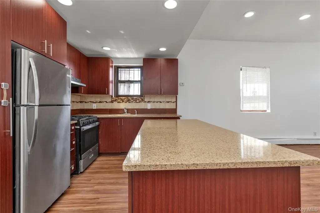 7719 Parsons Boulevard Fresh Meadows NY 11366