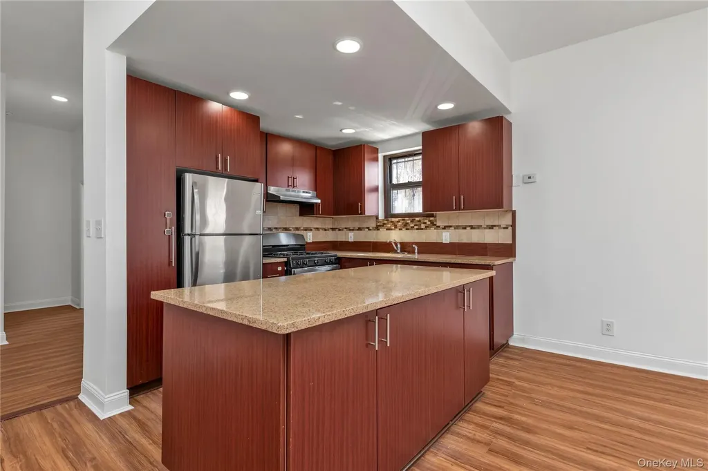 7719 Parsons Boulevard Fresh Meadows NY 11366