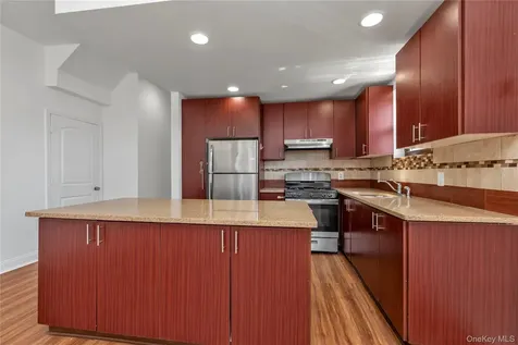 7719 Parsons Boulevard Fresh Meadows NY 11366
