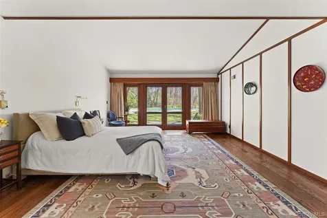 98 Cushman Road Scarsdale NY 10583