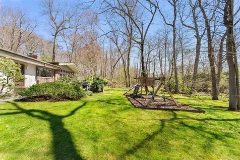 98 Cushman Road Scarsdale NY 10583