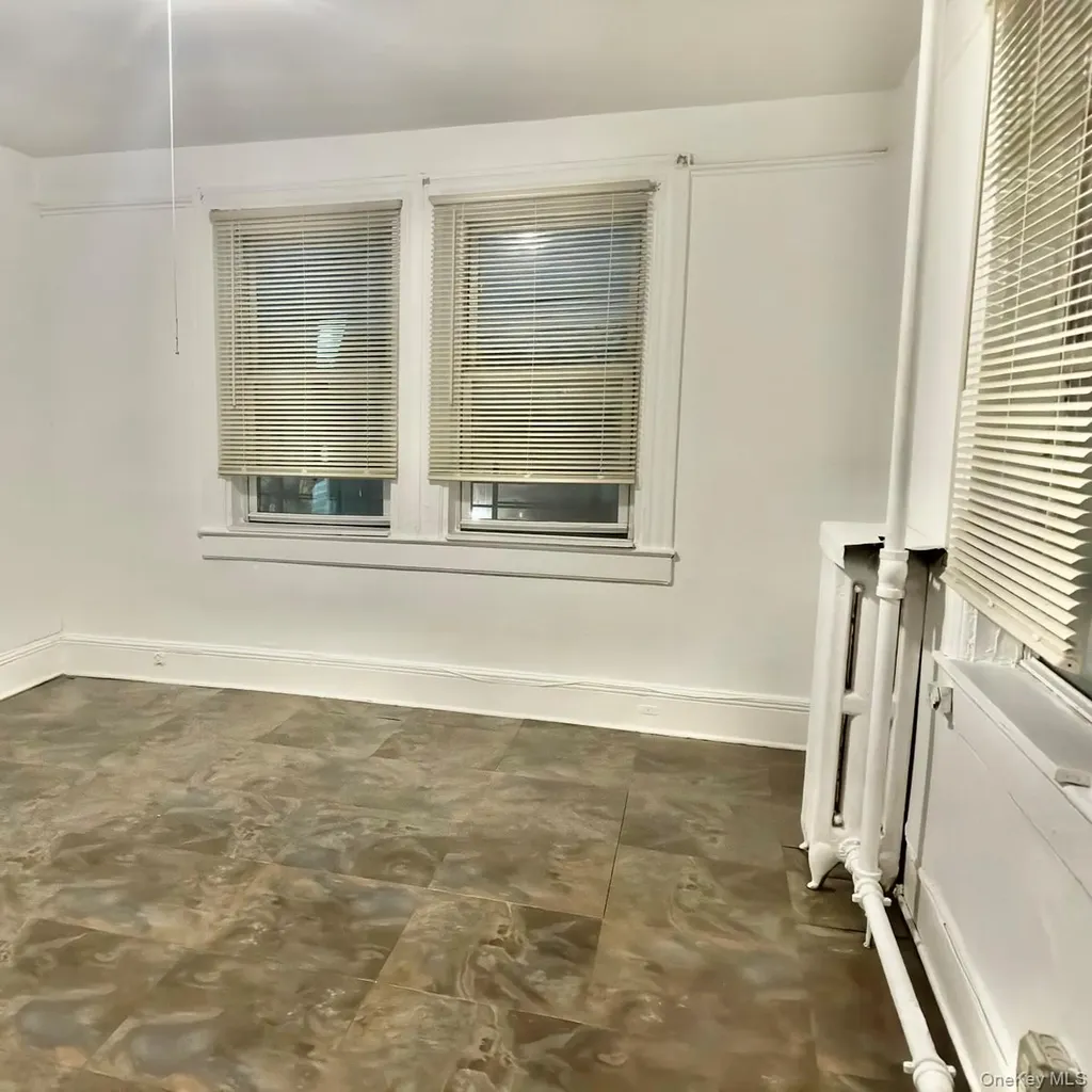248 Lawrence Avenue Lawrence NY 11559