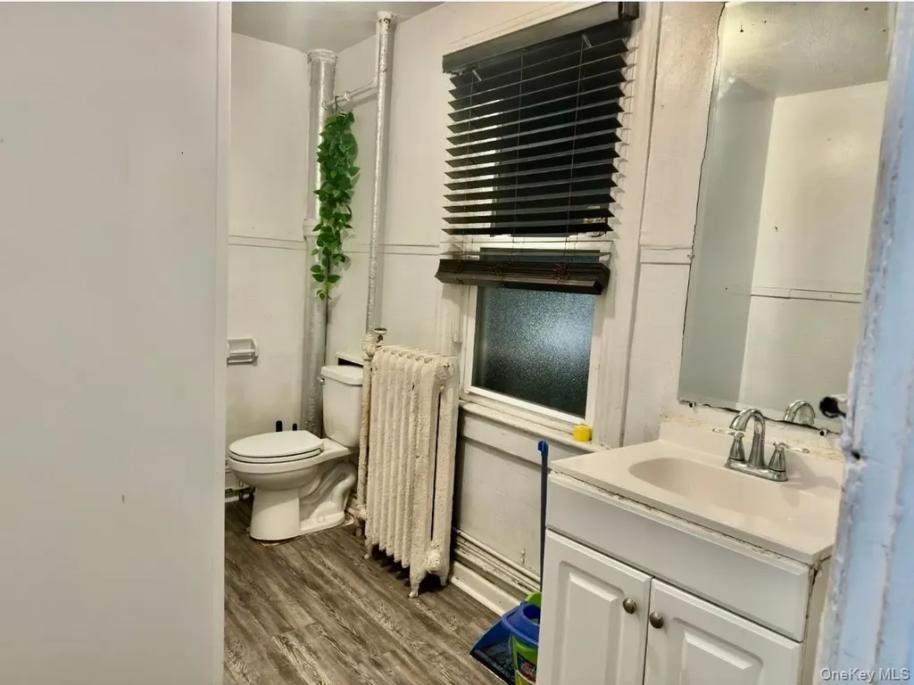 248 Lawrence Avenue Lawrence NY 11559