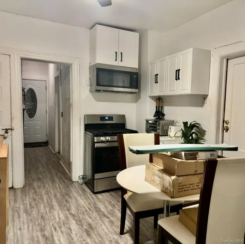 248 Lawrence Avenue Lawrence NY 11559