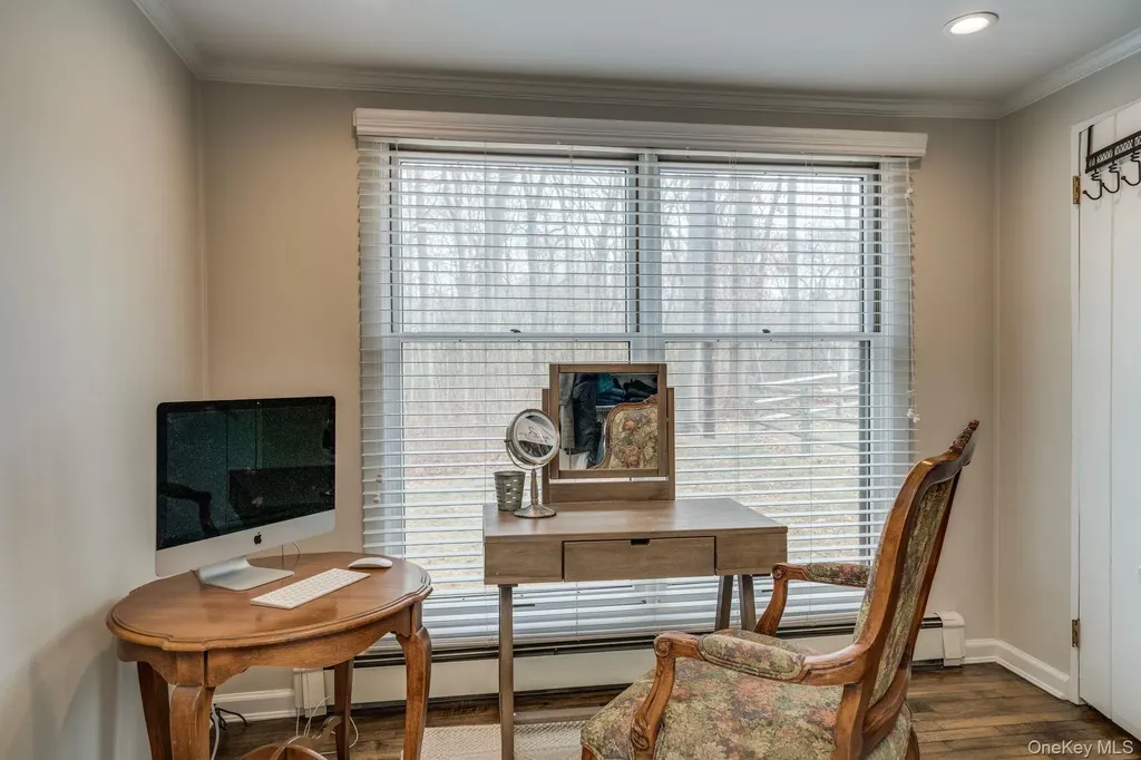 24 Forrest Drive Lloyd Harbor NY 11743
