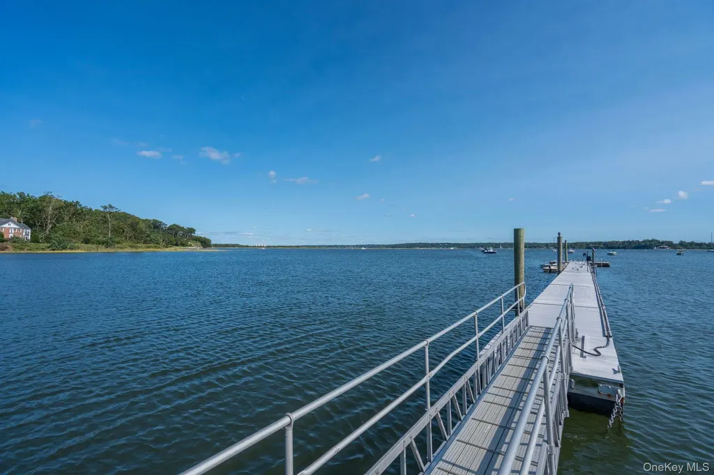 24 Forrest Drive Lloyd Harbor NY 11743