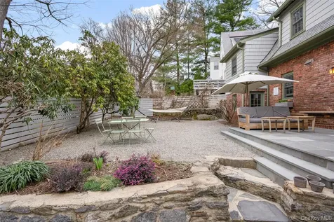 35 Wildwood Road New Rochelle NY 10804