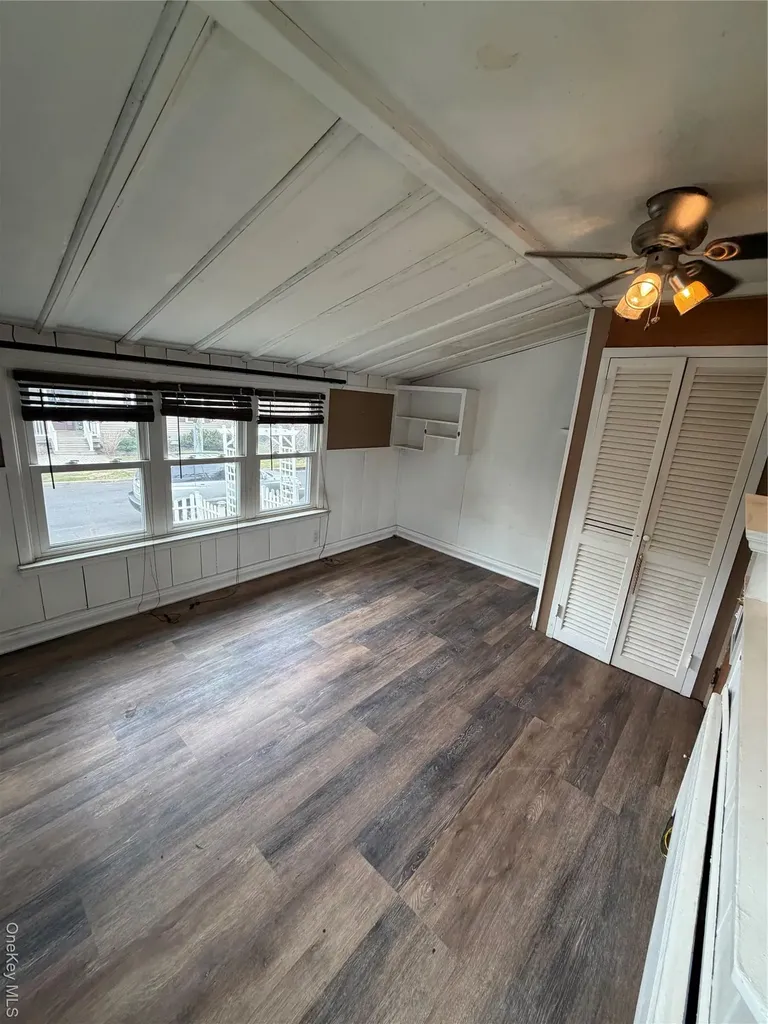 2 Margaret Lane Huntington NY 11743