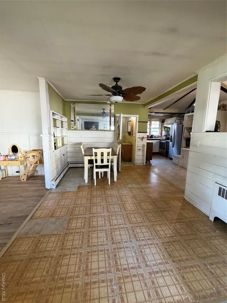 2 Margaret Lane Huntington NY 11743